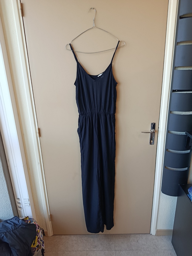 combinaison noire taille 34