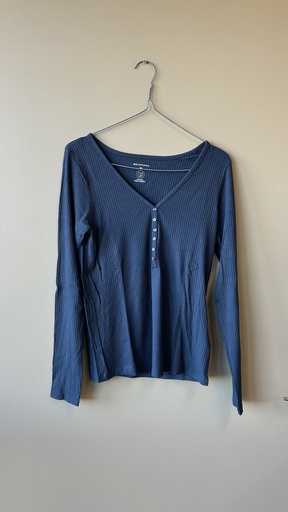 T-shirt bleu foncé 