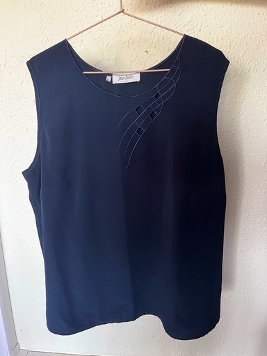 tee-shirt bleu marine