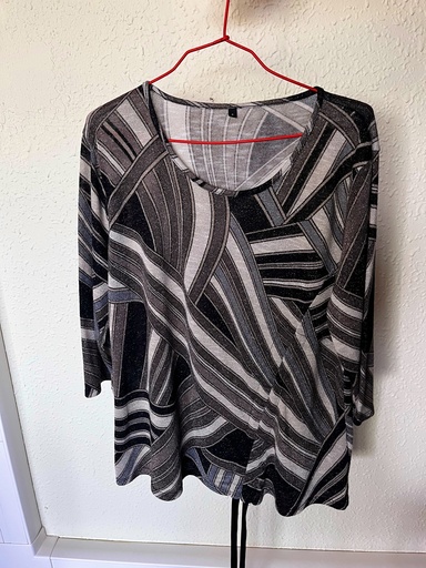 tee-shirt